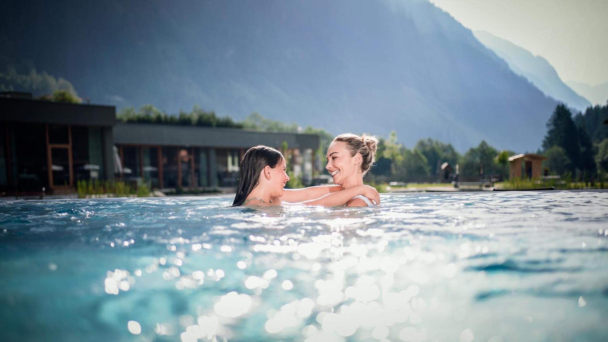 Feuerstein Nature Family Resort คอลเลอิซาร์โค ภายนอก รูปภาพ